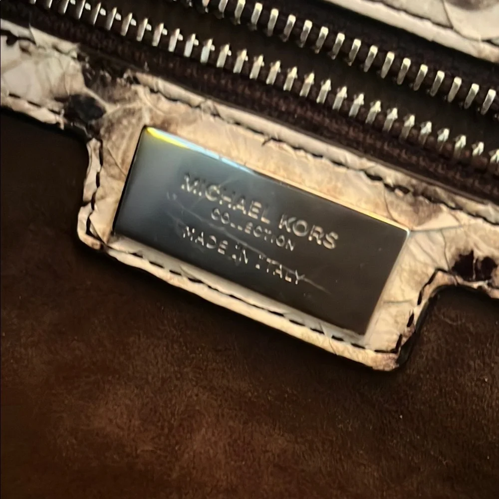 NWT Michael Kors Collection Campbell Runway Weekender - Picture 11 of 16